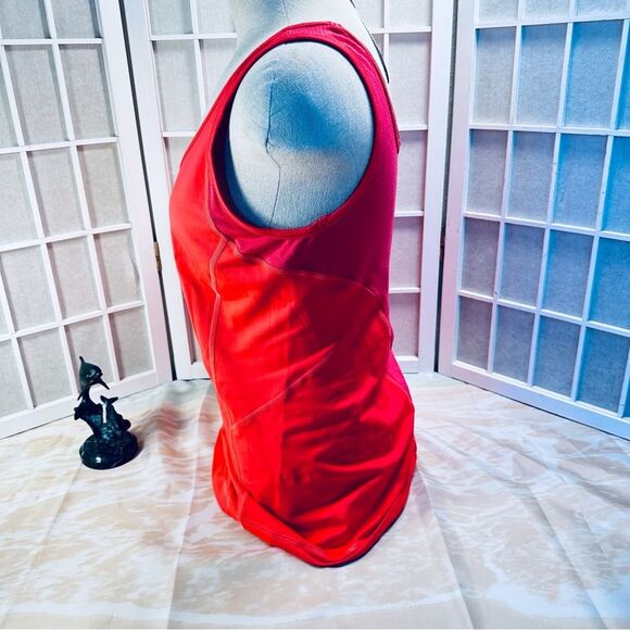 Lululemon Athleta Tank Top - Picture 15 of 15